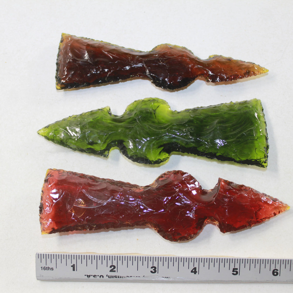 3 Glass Ornamental Tomahawk Heads Y644392