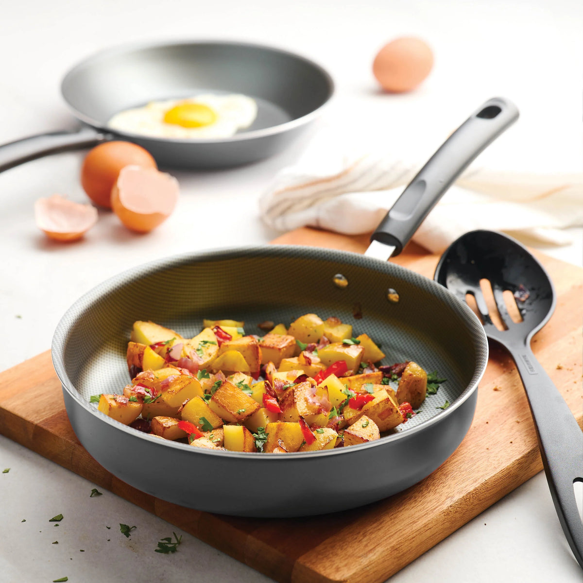 18 Piece Non-stick Cookware Set T403
