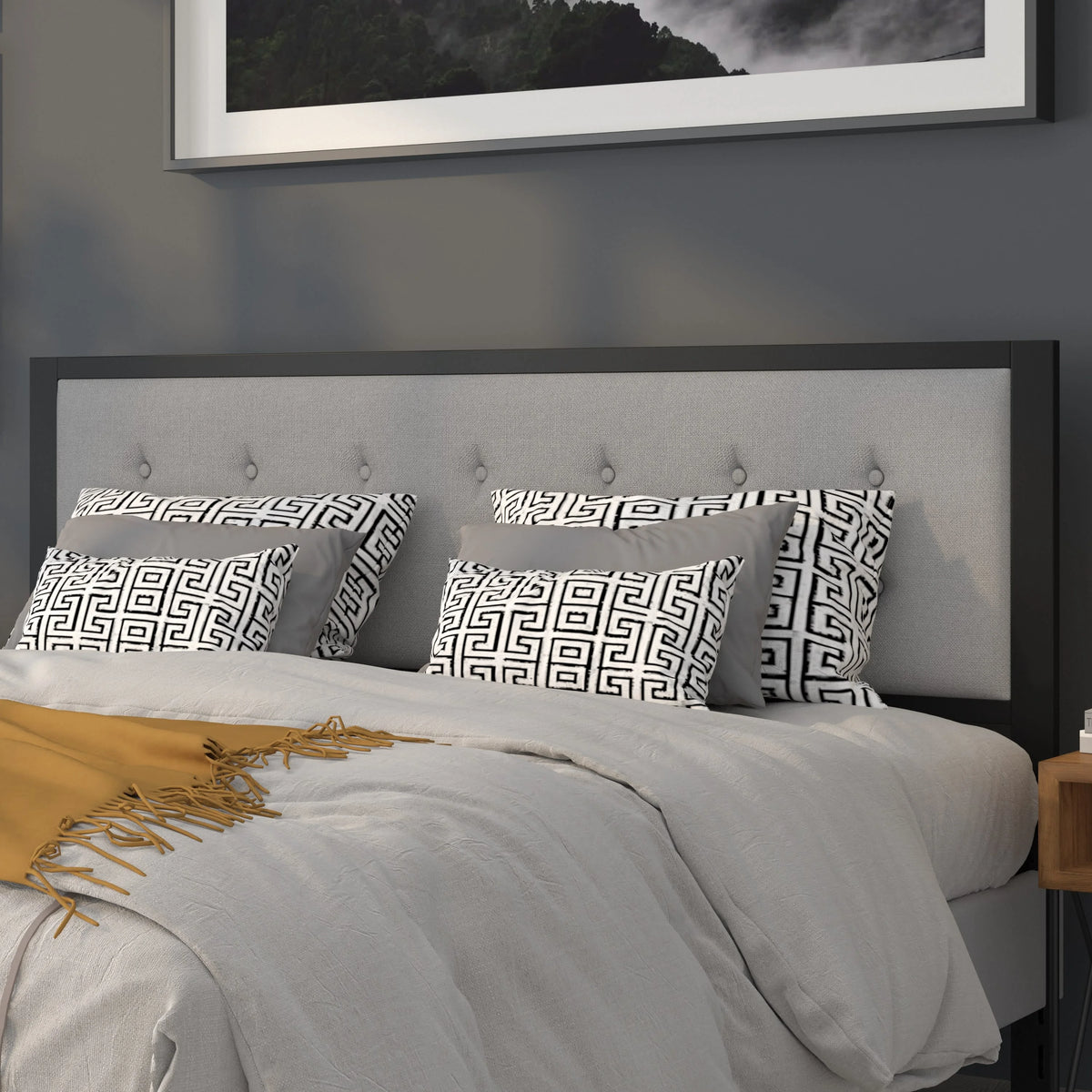 Light Gray Fabric Upholstered King Size Headboard D92970