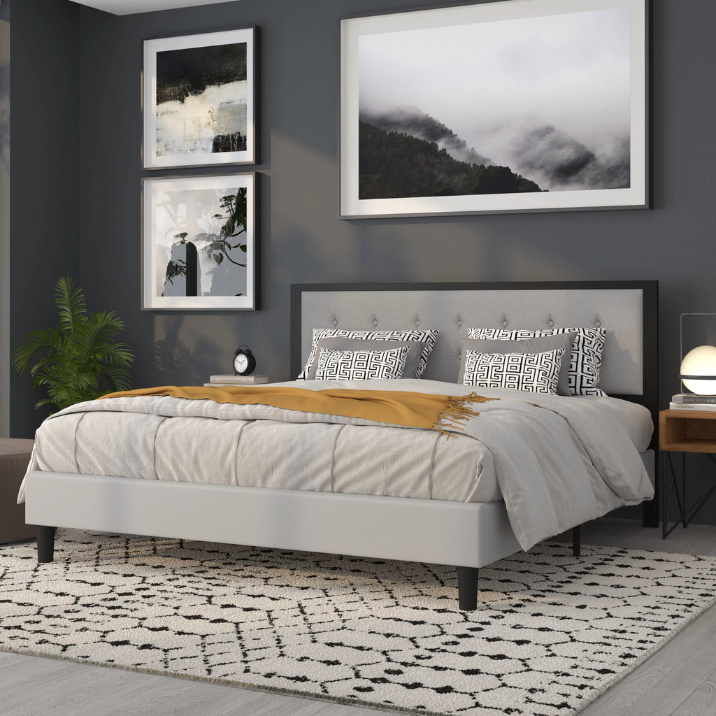 Light Gray Fabric Upholstered King Size Headboard D92970